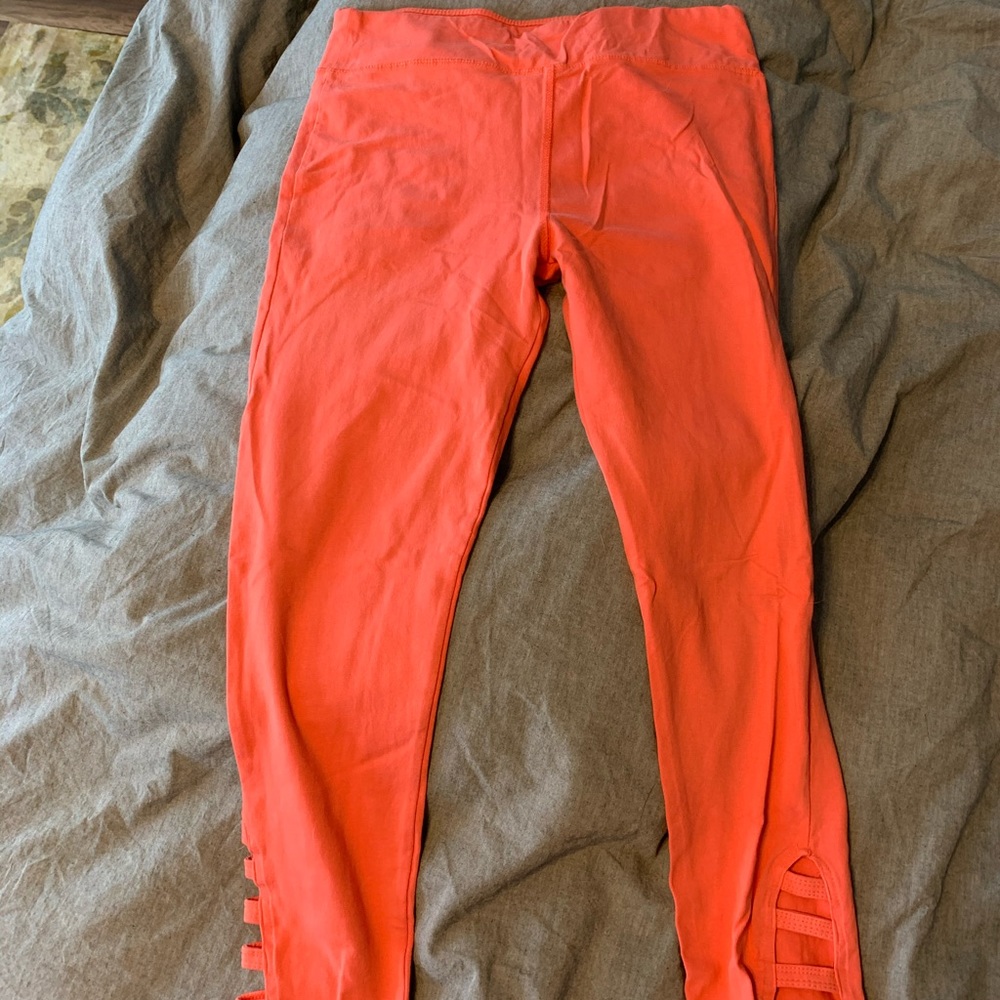 Half calf leggings